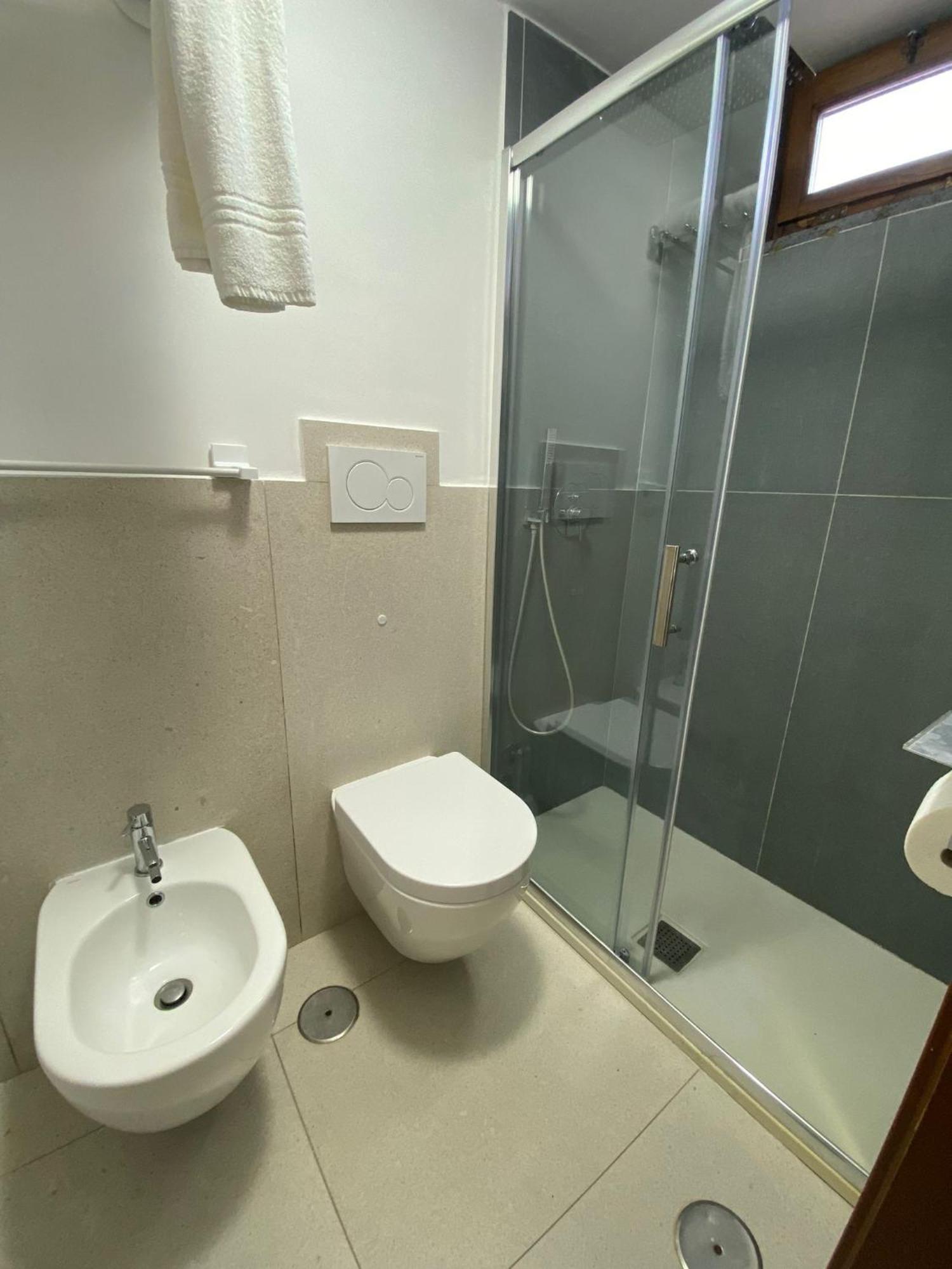 Torre Delle Grazie Sorrento Suite Vico Equense Habitación foto