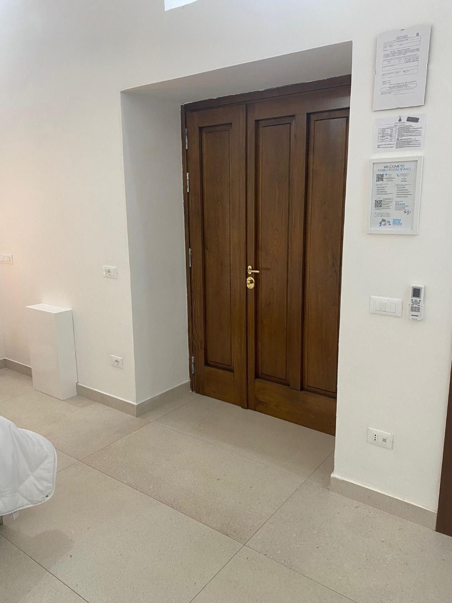Torre Delle Grazie Sorrento Suite Vico Equense Habitación foto